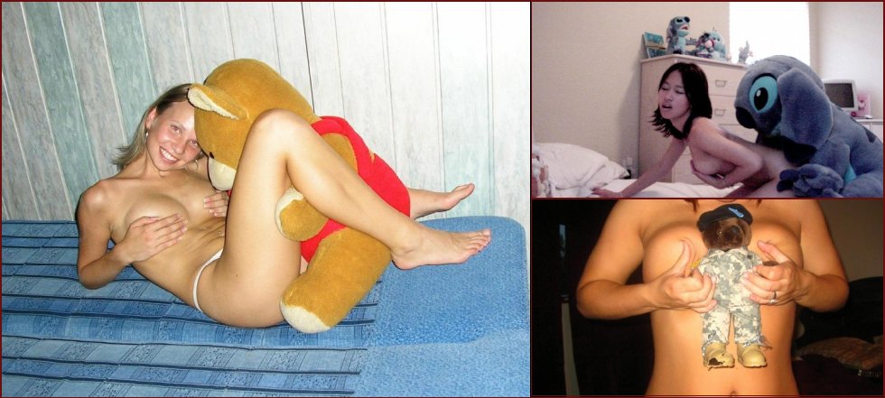 Naked amateurs with mascots - 13
