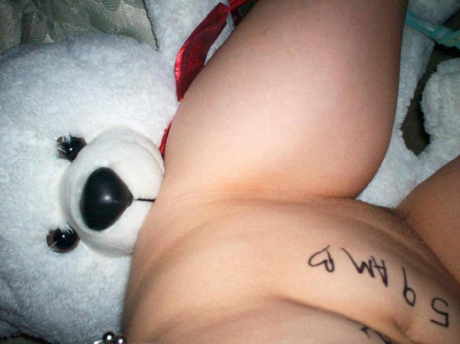 Naked amateurs with mascots - 18