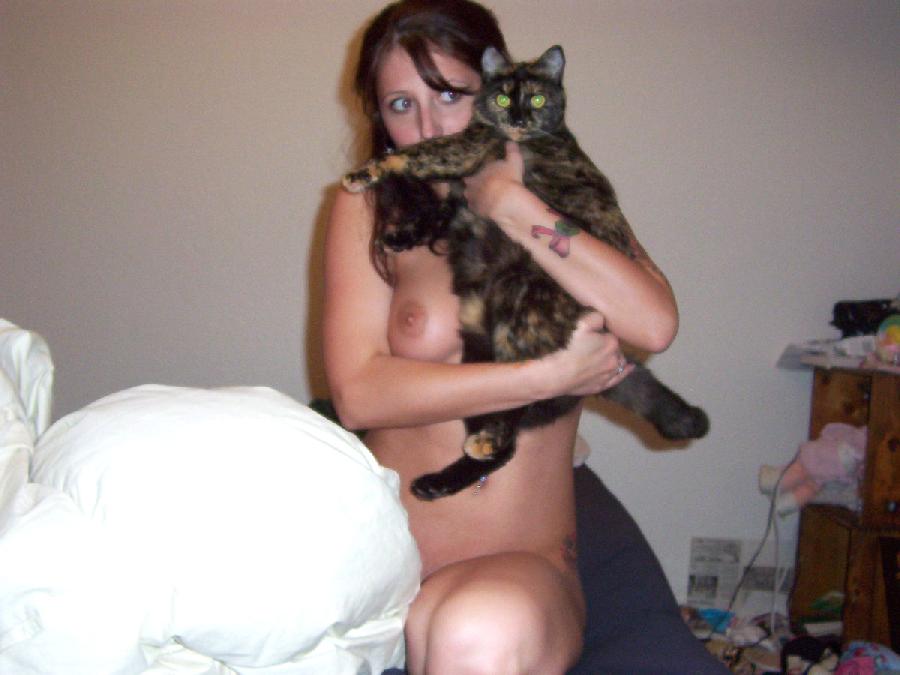 Sexy girls and their animal darlings - 9