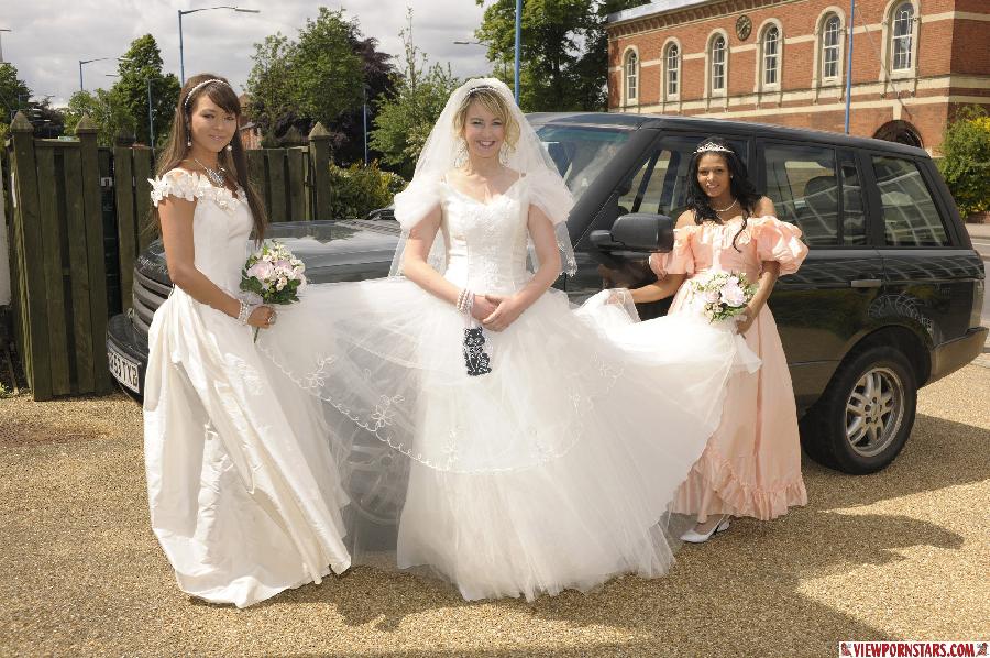 Three sexy lesbians have married - 1