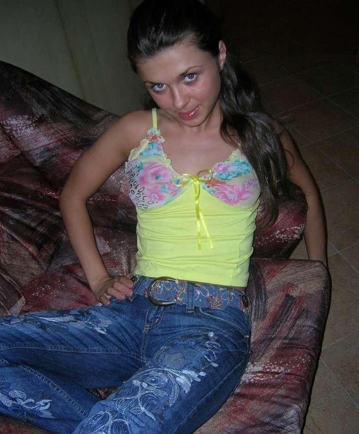 Amateur girl with pretty eyes - 13
