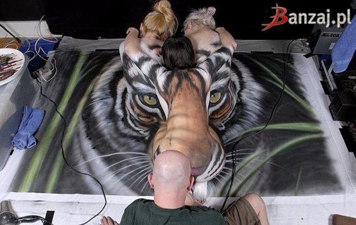 Three women and tiger - 13