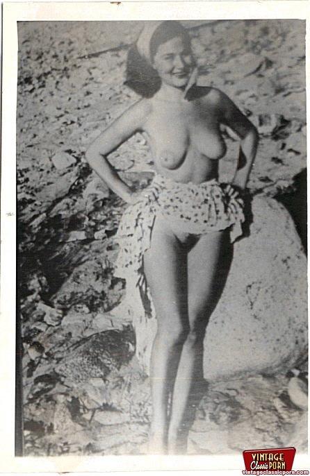 women tumblr naked Vintage