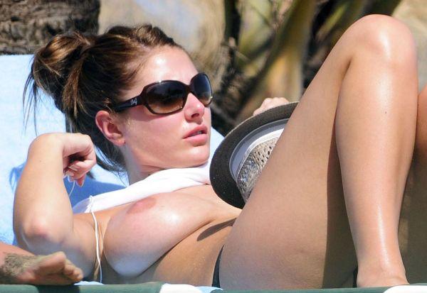 Lucy Pinder topless sunbathing  - 5