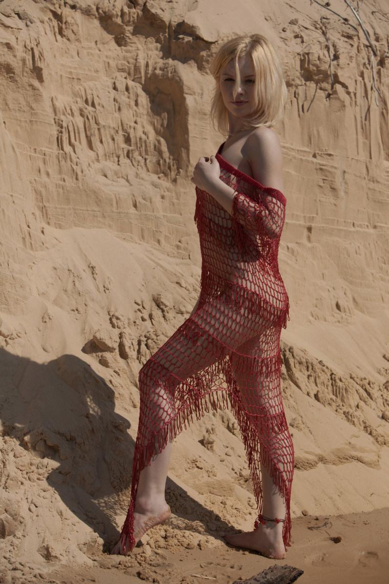Amazing model is wearing a red fishnet outfit - Isabella C - 1