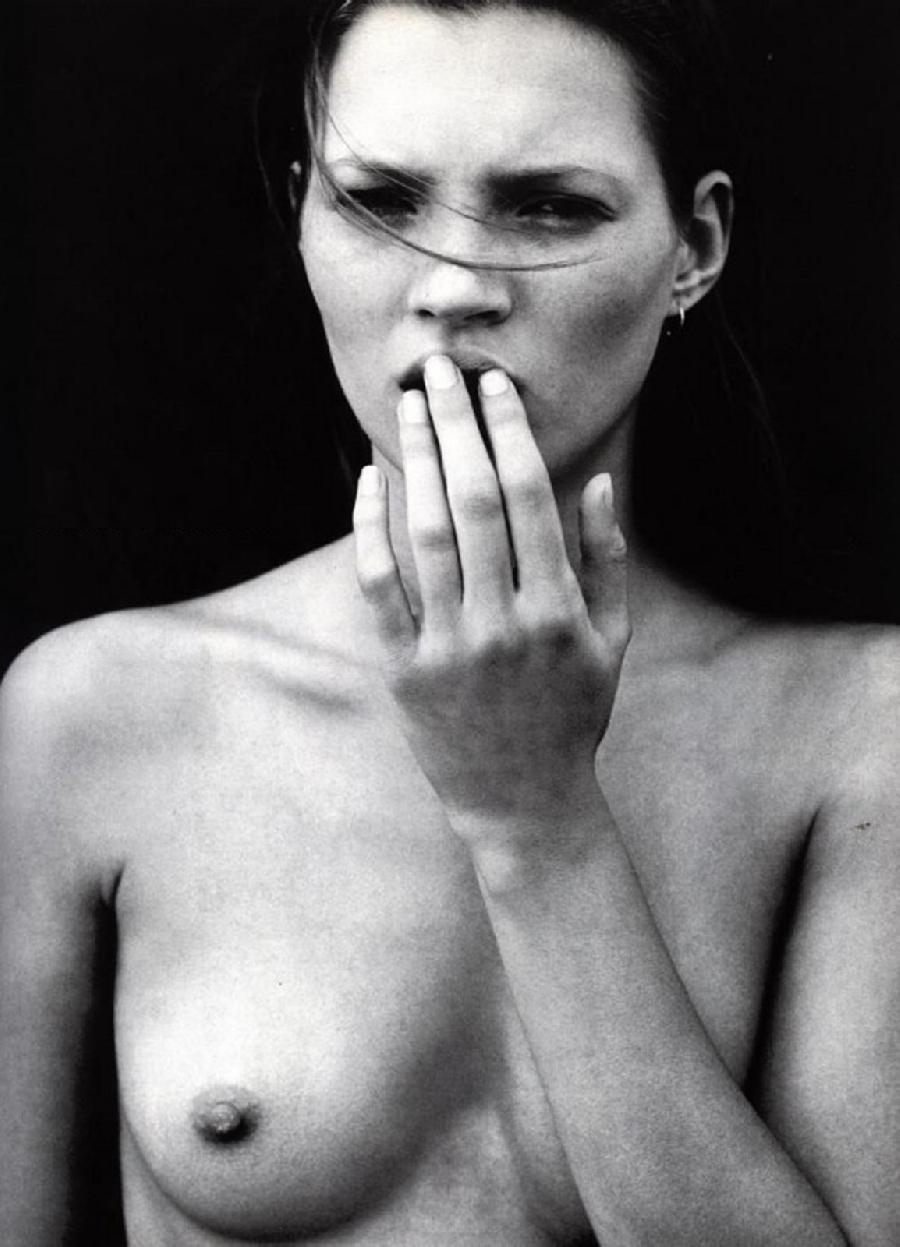 British model in black and white pics - Kate Moss - 13