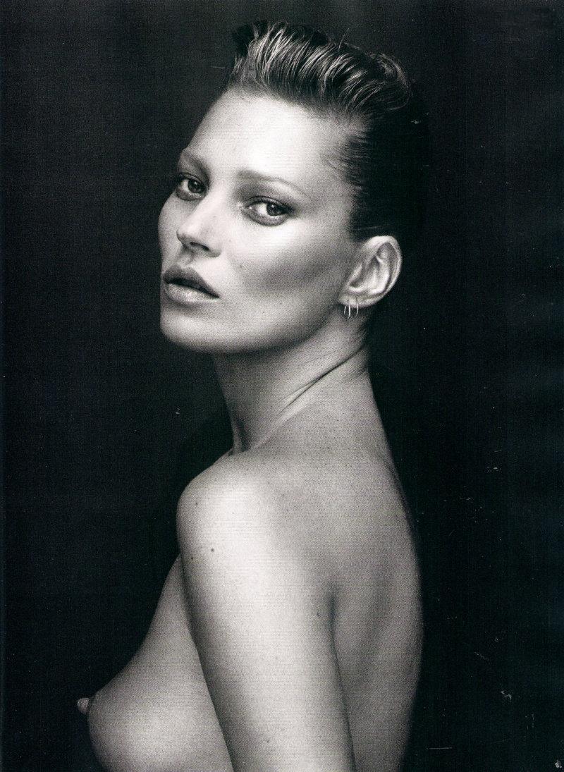 British model in black and white pics - Kate Moss - 3