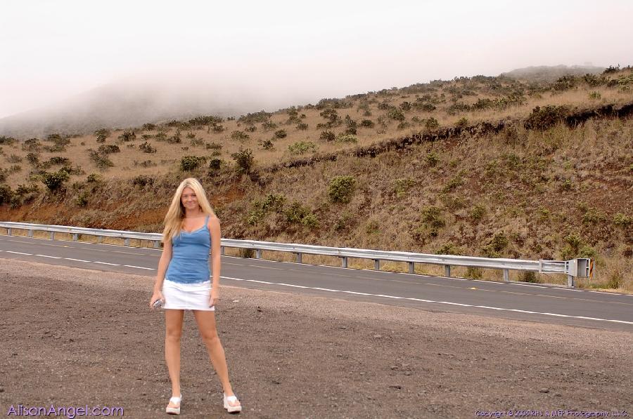 Young girl on the road - Alison Angel - 6