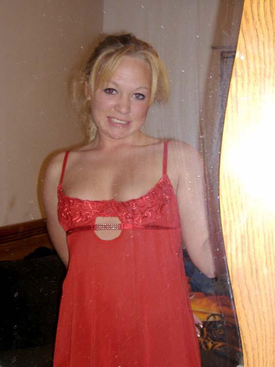 Horny wife in red underskirt - 3