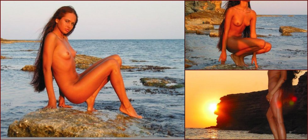 Sunset with naked girl - Xenia - 46