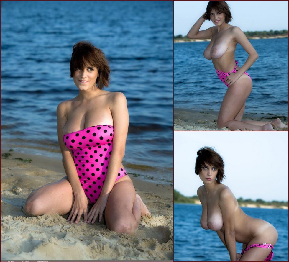 Photo shoot on the beach - Veralin - 30