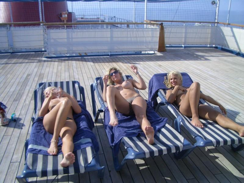 Cruise with three horny blondes - 2
