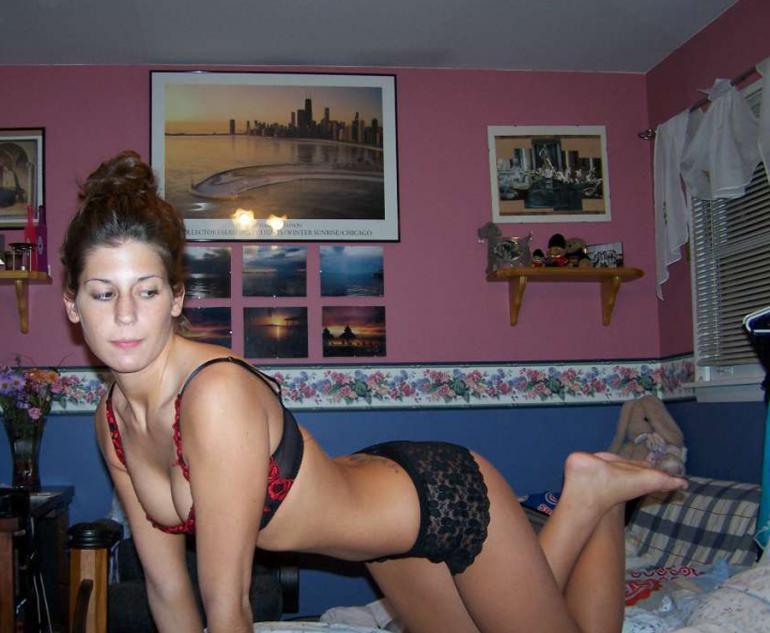 Amateur strips her sexy underwear - 6