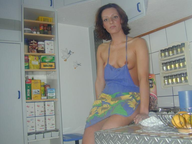 Amateur session in the kitchen - 4