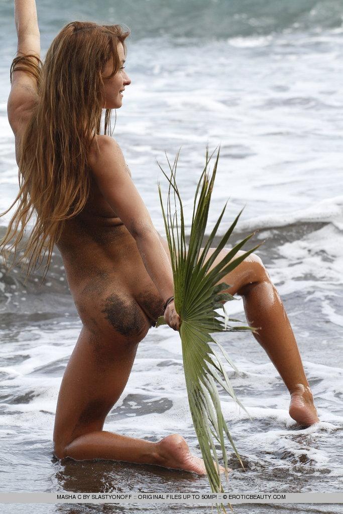 Sexy Masha is taking a dip in the Ocean - 7