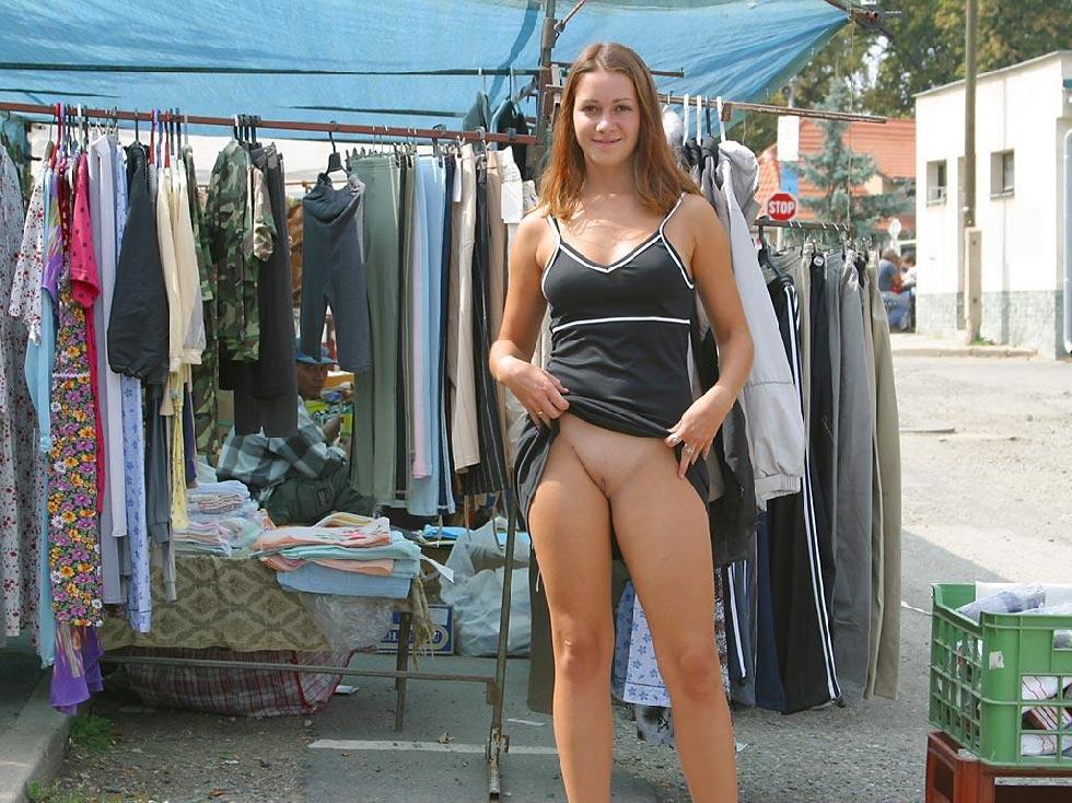Nude in public places - Ivette - 6