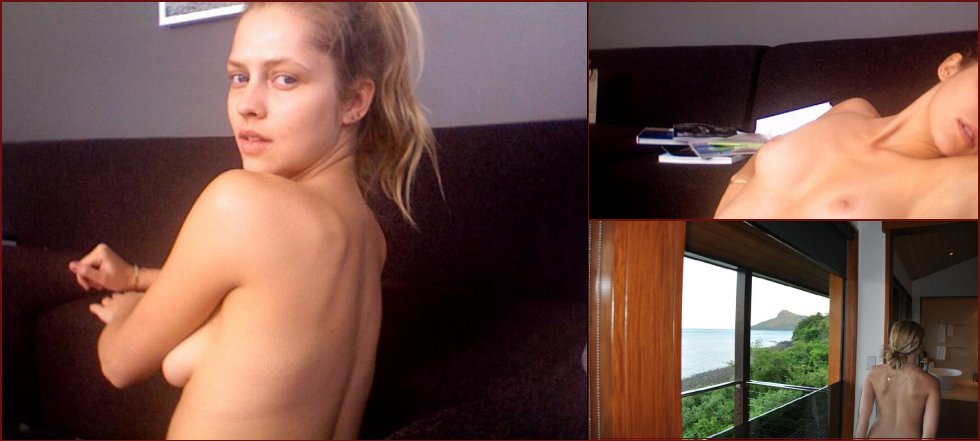 Naked photos with Teresa Palmer - 1
