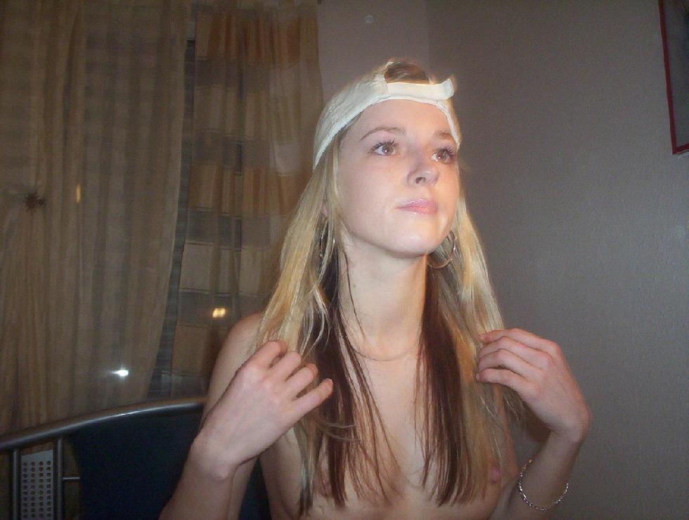 Cute amateur with long hair - 4