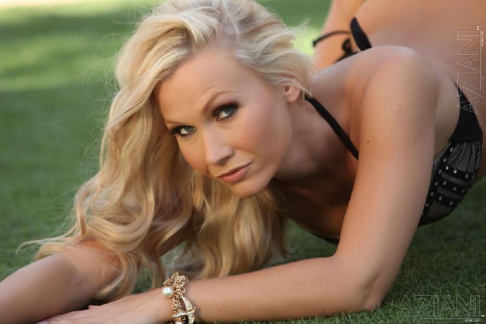 Hot blonde chick is posing on the grass - Michaela - 2