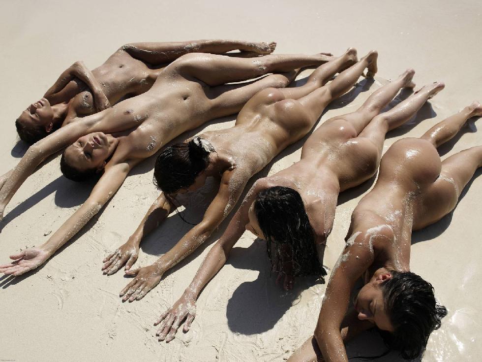 Naked girls on the beach. Part 3 - 23