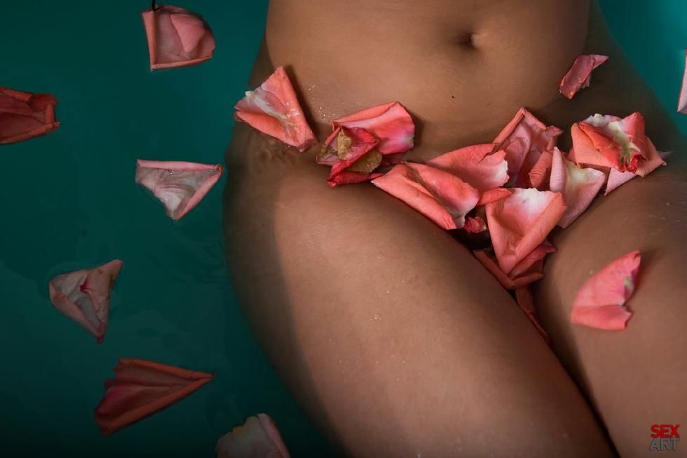 Katya in a bath with petals and sex toy - 8
