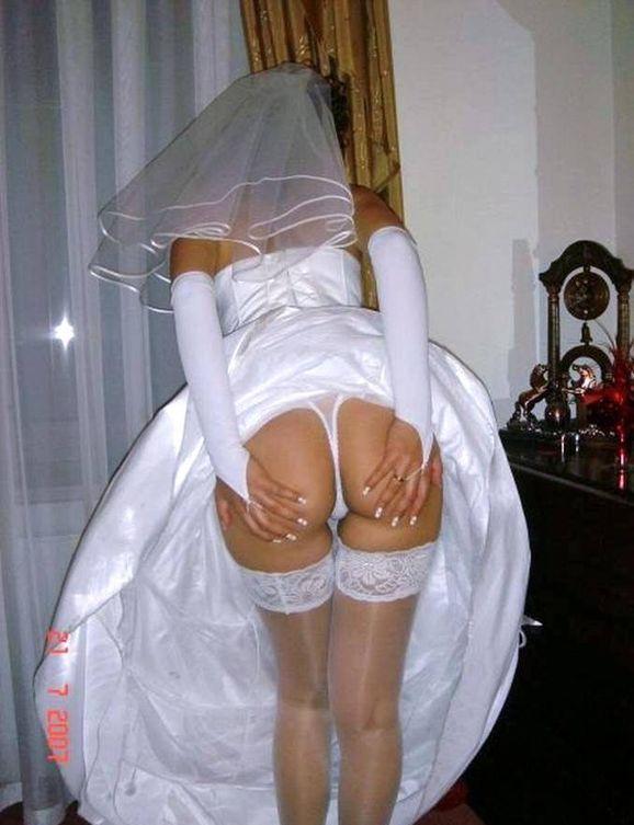 Bride shows her pussy - 1