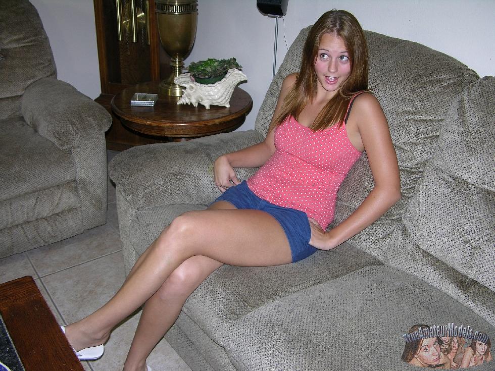 Beautiful amateur shows her young body at home - Staci - 1