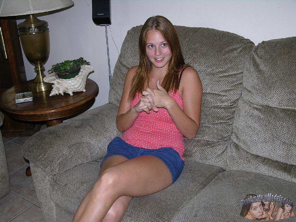 Beautiful amateur shows her young body at home - Staci - 2