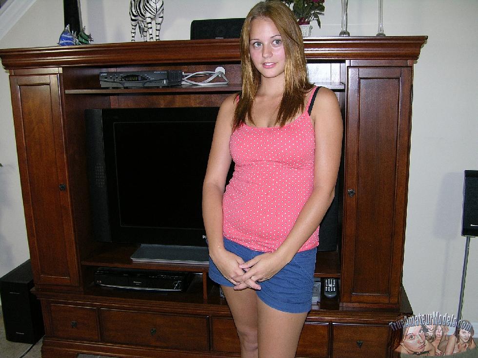 Beautiful amateur shows her young body at home - Staci - 4
