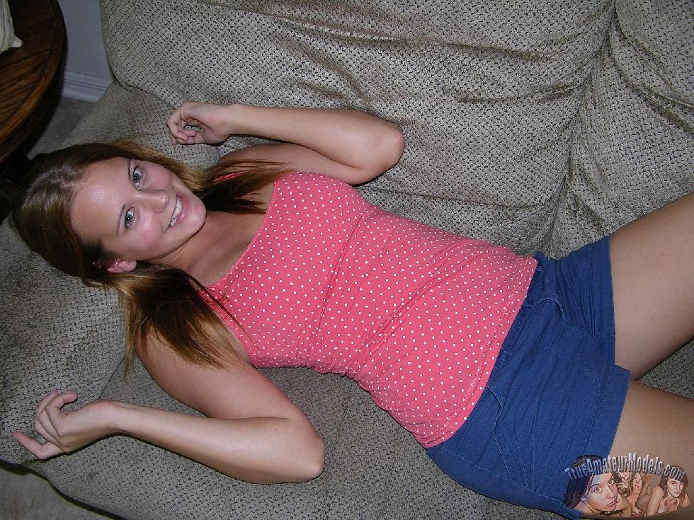 Beautiful amateur shows her young body at home - Staci - 5
