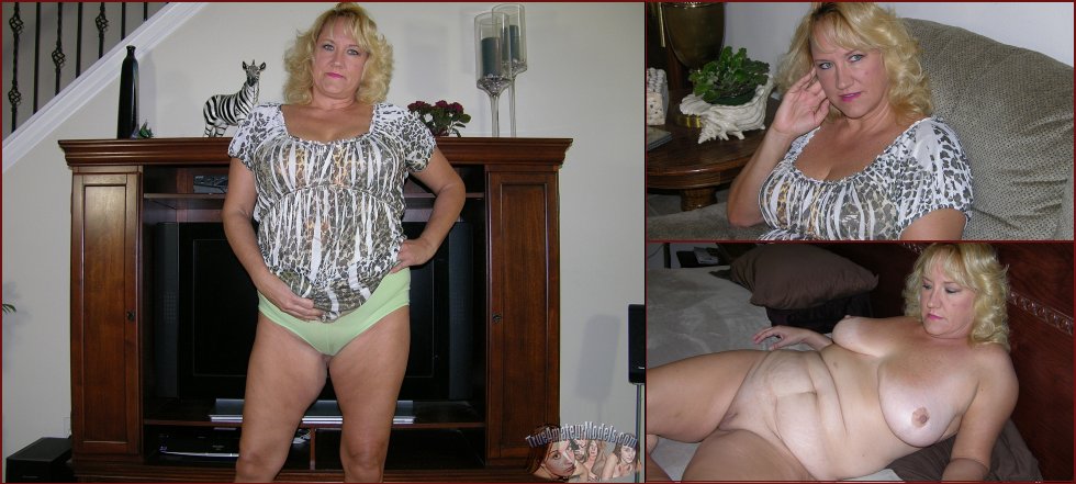 Blonde mature is stripping at home - Katarinna - 59