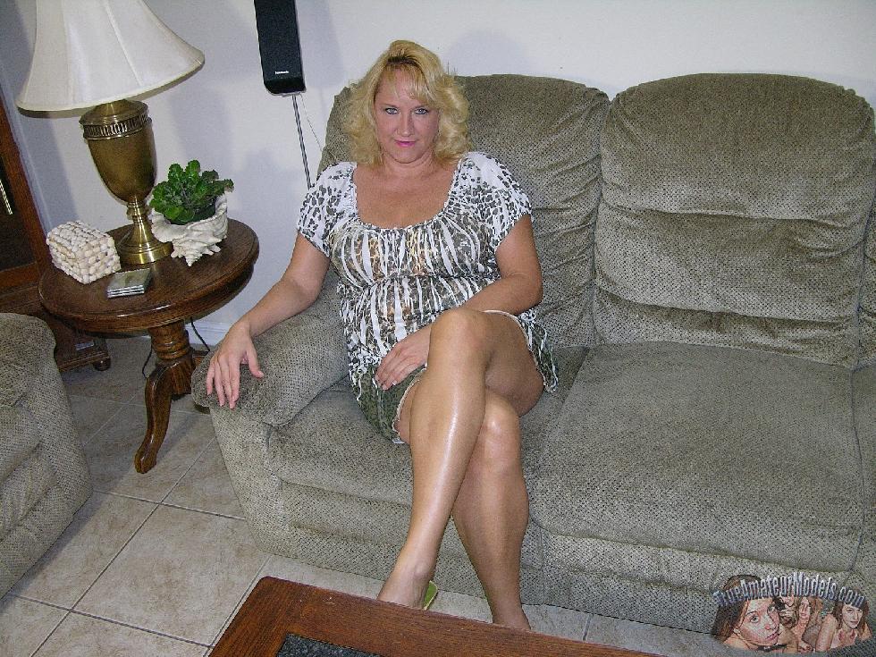 Blonde mature is stripping at home - Katarinna - 1