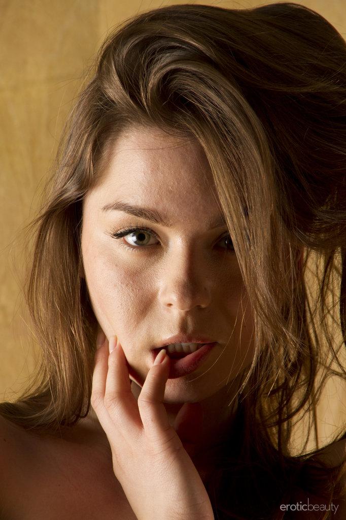 Photoshoot with wonderful Lily - 13