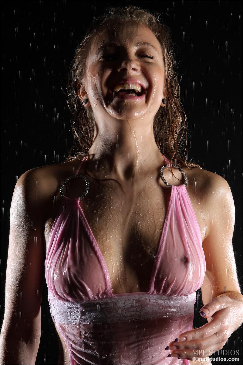 Young Ophelia in wet photoshoot - 1