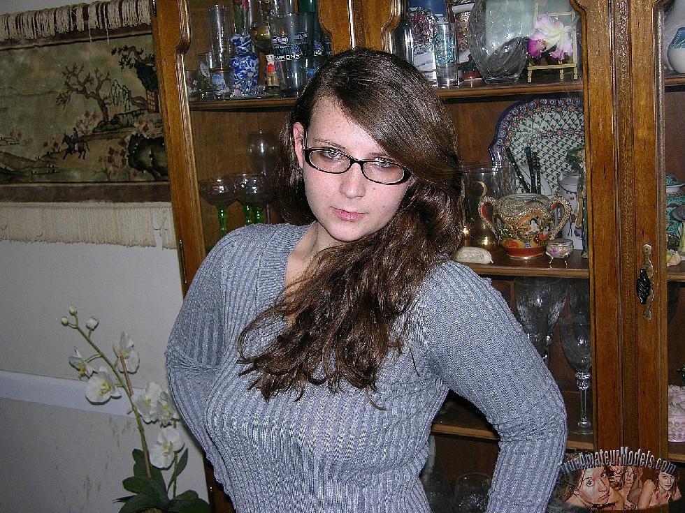 Busty brunette in glasses - Skyye - 1