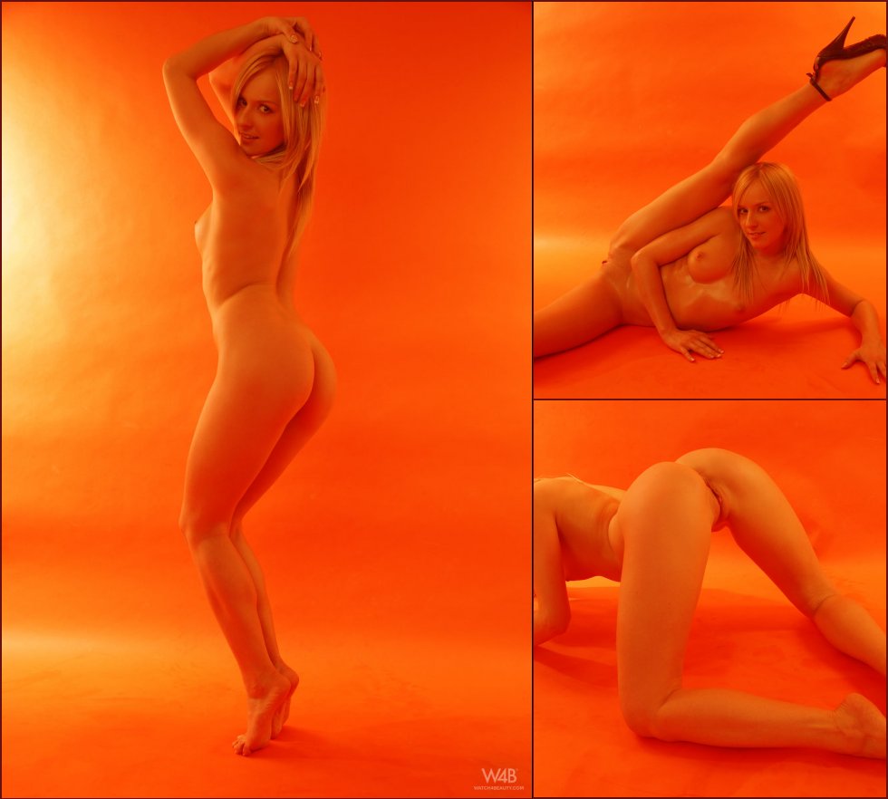 Orange session with naked model - Faith - 14