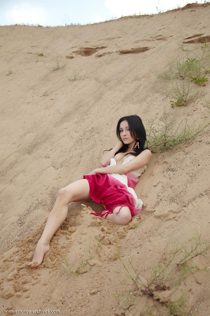 Sexy Night is posing outdoor - 5