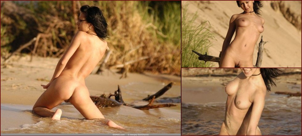 Naked Lilu is posing on the beach. Part 2 - 2