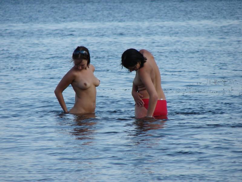 Two friends topless on vacation - 4