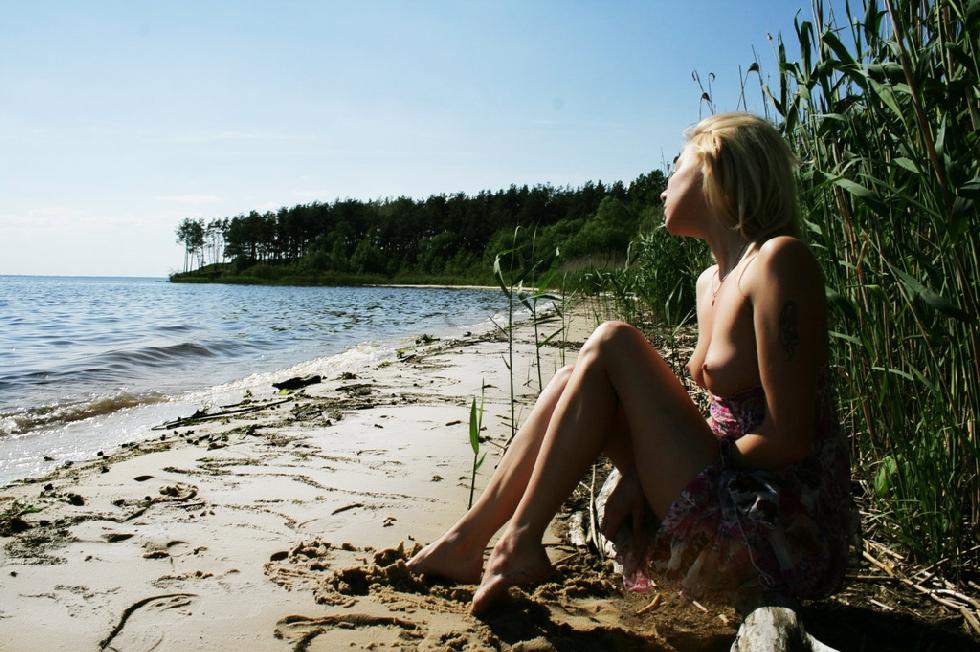 Young Tanusha is posing on the beach. Part 1 - 13