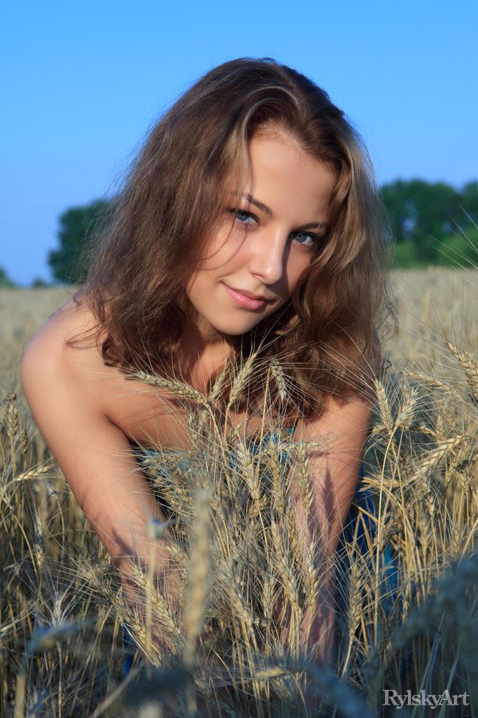 Wonderful Nikia is posing on the meadow - 1