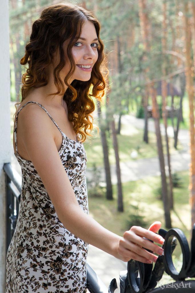 Lovely redhead with curly hair - Kei - 3