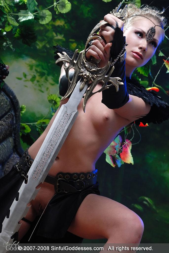 Very beautiful and dangerous Alice - 4