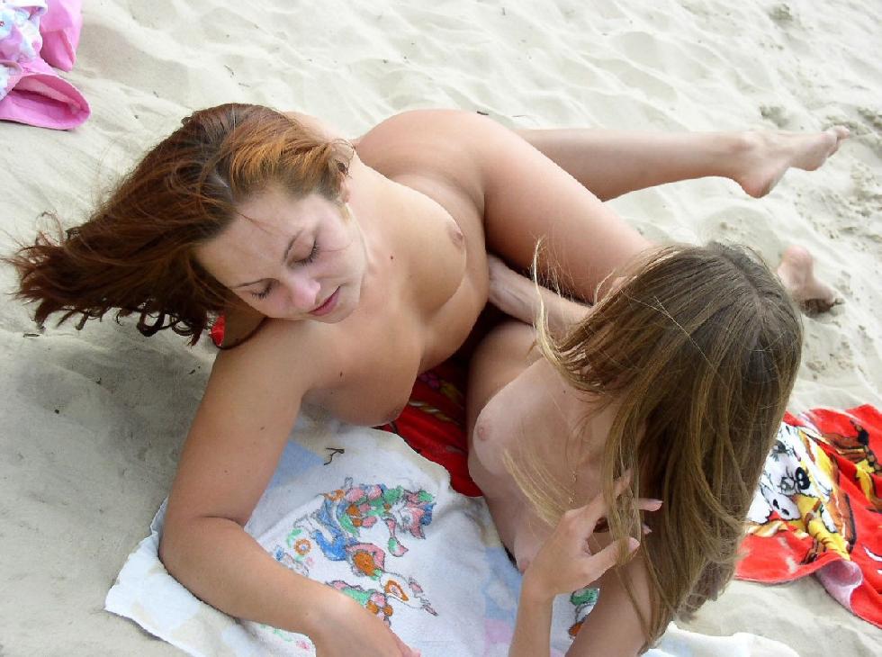 Two horny amateurs on the beach. Part 2 - 7