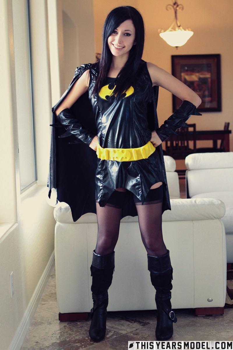 Beautiful Catie Minx as Batgirl - 5