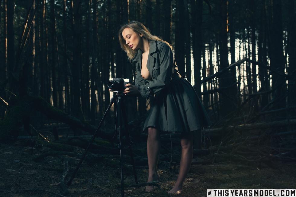 Photoshoot in the woods with amazing Aislin - 2