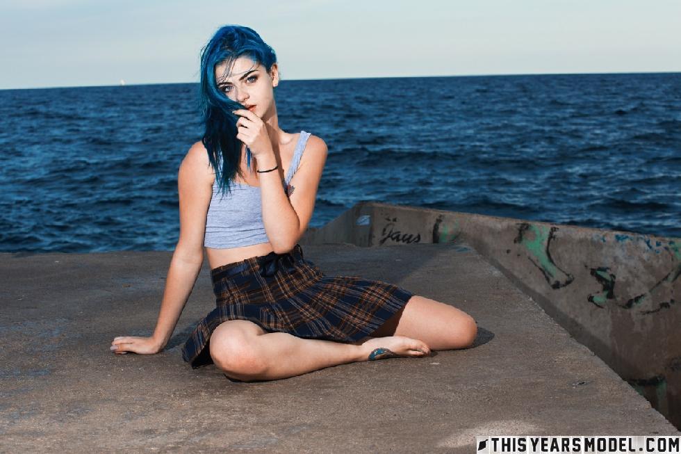 Blue sky, blue sea and stunning Ivy Blue - 3