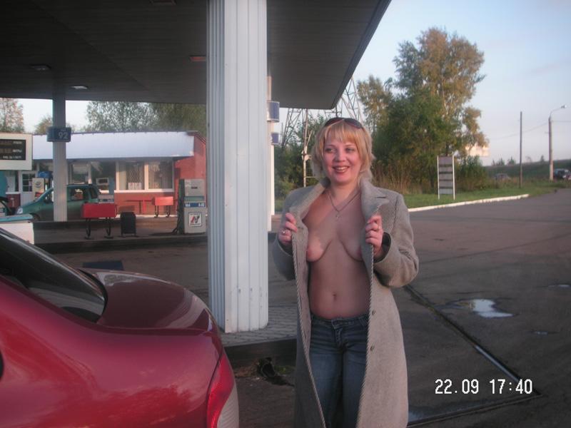 Blonde MILF from Russia is posing outdoor - 1
