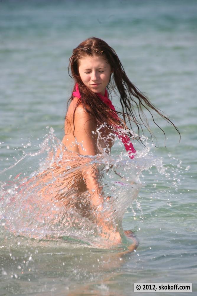 Long-haired Frances on the beach - 16