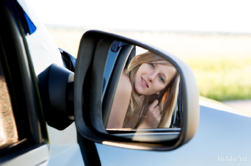 Car trip with charming Mila - 1